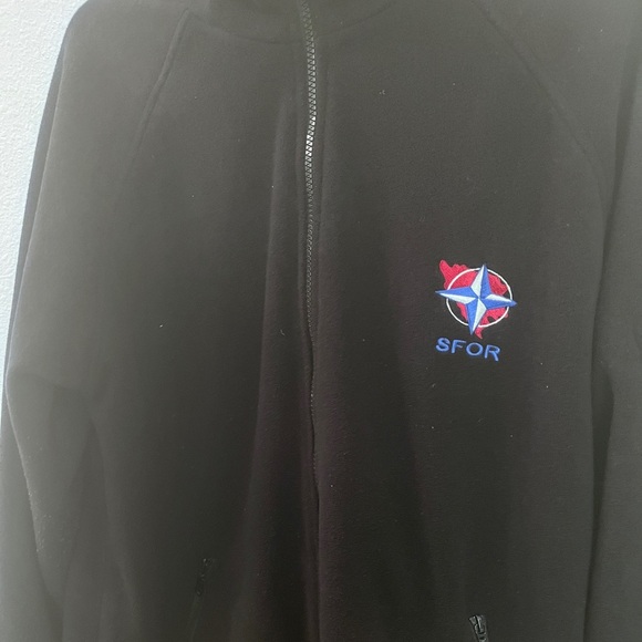 Nordic Army Suppliers SFOR NATO Military Fleece Jacket – Size L - Picture 2 of 10